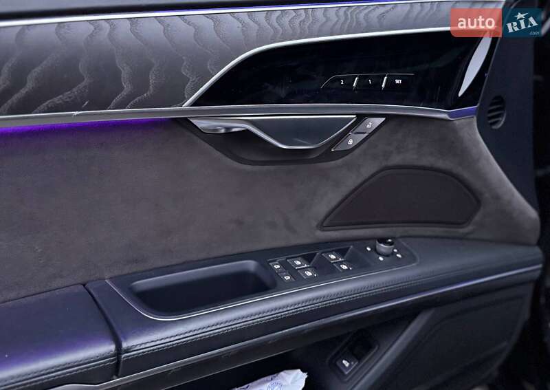 Седан Audi A8 2019 в Ивано-Франковске