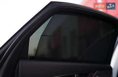 Седан Audi A8 2014 в Львове
