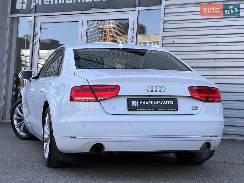 Седан Audi A8 2011 в Києві
