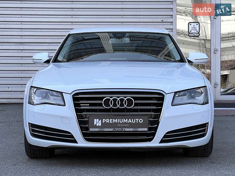 Седан Audi A8 2011 в Києві