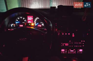 Седан Audi A8 1997 в Чернівцях