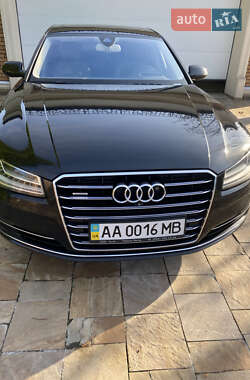 Седан Audi A8 2013 в Києві