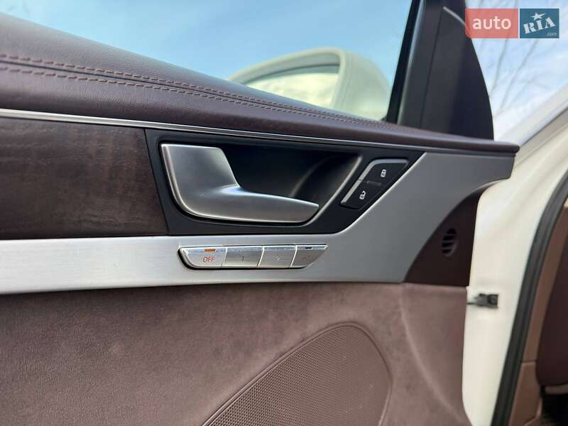 Седан Audi A8 2012 в Киеве фото 8 Седан Audi A8 2012 в Киеве