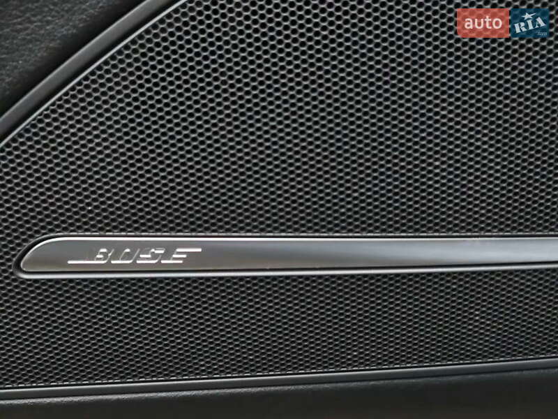 Седан Audi A8 2017 в Києві