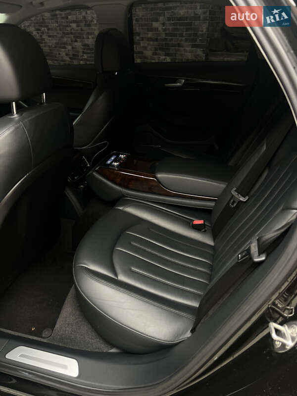 Седан Audi A8 2014 в Львові фото 10 Седан Audi A8 2014 в Львові