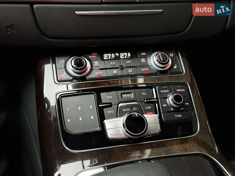 Седан Audi A8 2015 в Києві