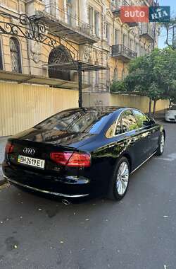 Седан Audi A8 2011 в Одессе