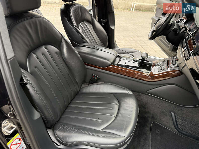 Седан Audi A8 2012 в Николаеве