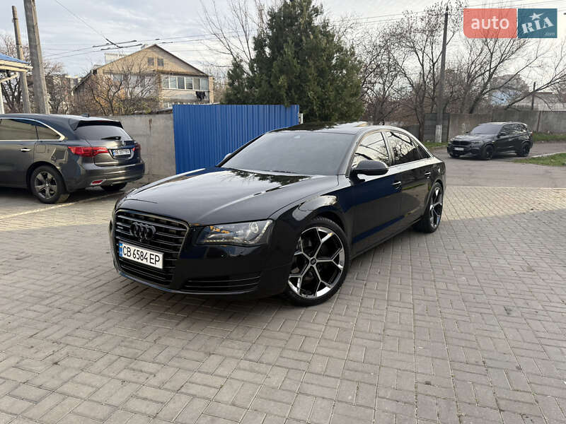 Audi A8 2012