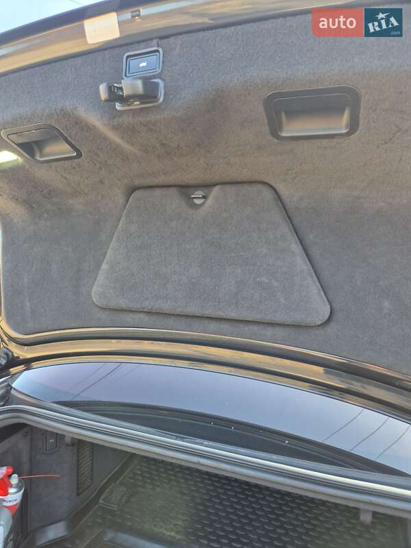 Седан Audi A8 2003 в Хмельницком