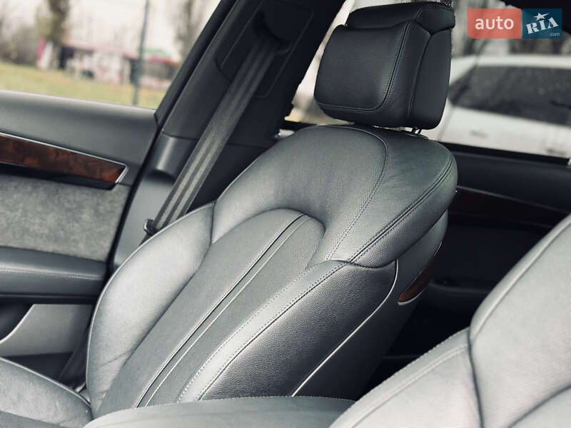 Седан Audi A8 2015 в Кременчуге