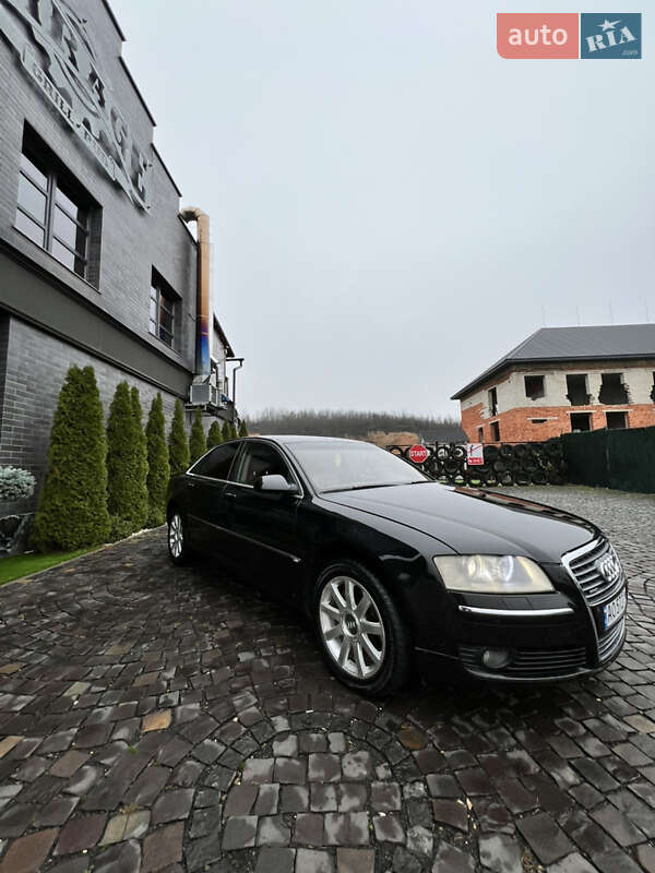 Седан Audi A8 2007 в Виноградові