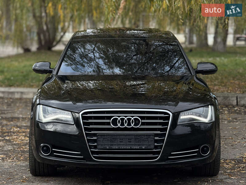 Седан Audi A8 2011 в Ивано-Франковске