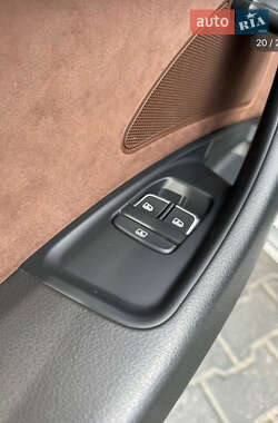 Седан Audi A8 2013 в Киеве