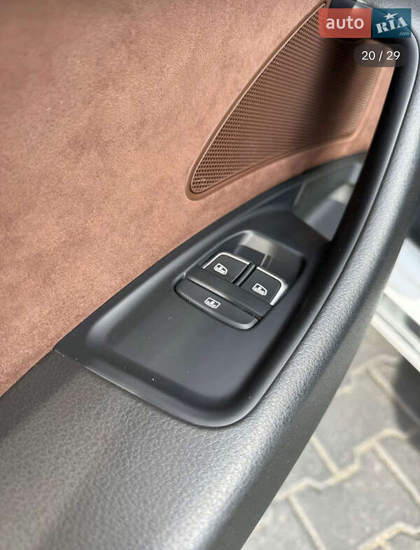 Седан Audi A8 2013 в Киеве фото 27 Седан Audi A8 2013 в Киеве