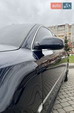 Седан Audi A8 2004 в Львове