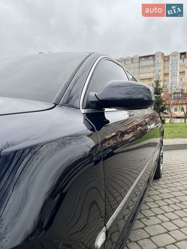 Седан Audi A8 2004 в Львові