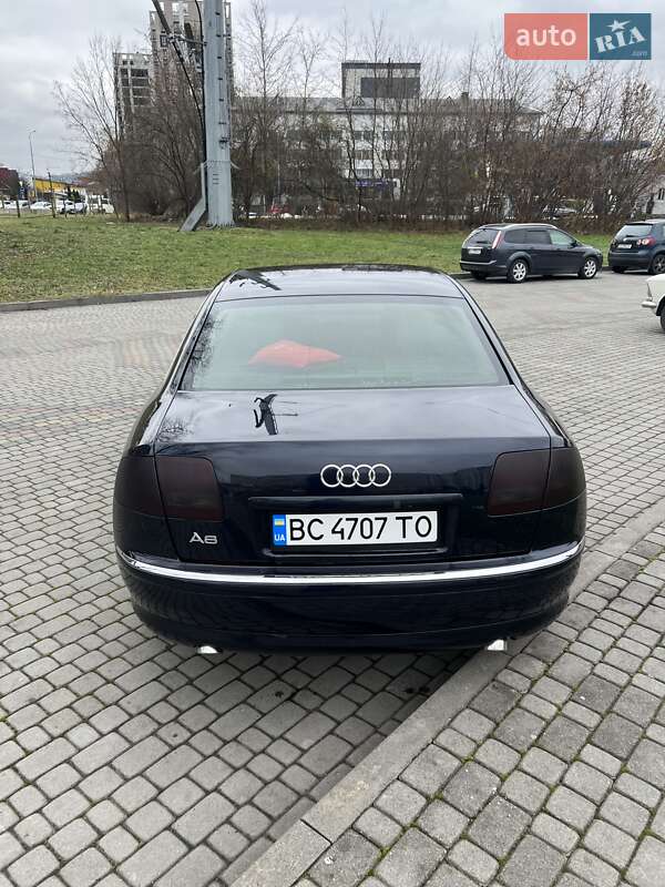 Седан Audi A8 2004 в Львові