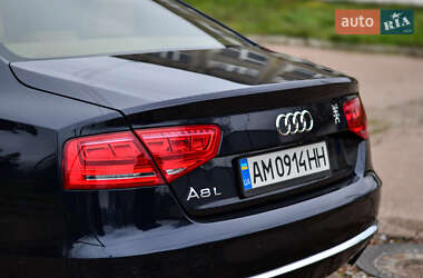 Седан Audi A8 2012 в Житомирі