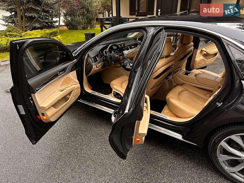 Седан Audi A8 2014 в Киеве