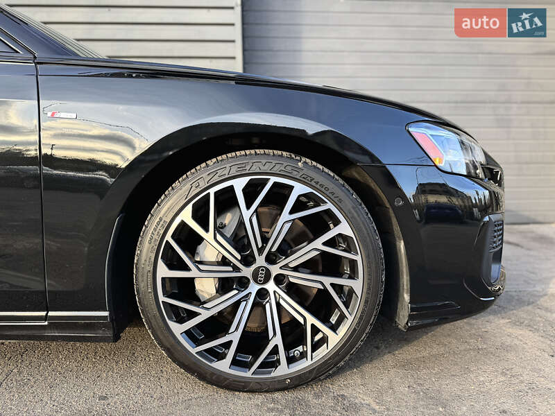 Седан Audi A8 2023 в Киеве фото 14 Седан Audi A8 2023 в Киеве