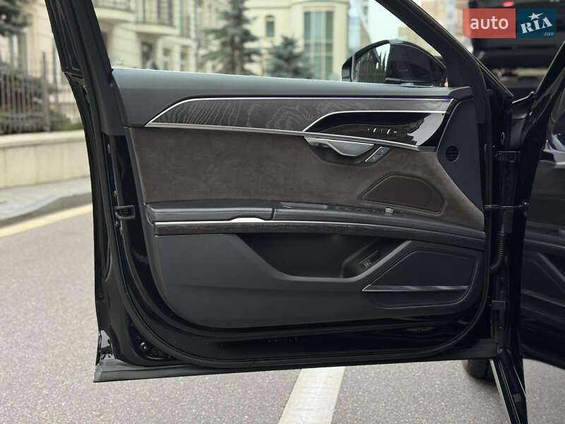 Седан Audi A8 2021 в Киеве фото 47 Седан Audi A8 2021 в Киеве