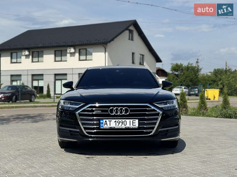 Седан Audi A8 2021 в Ивано-Франковске