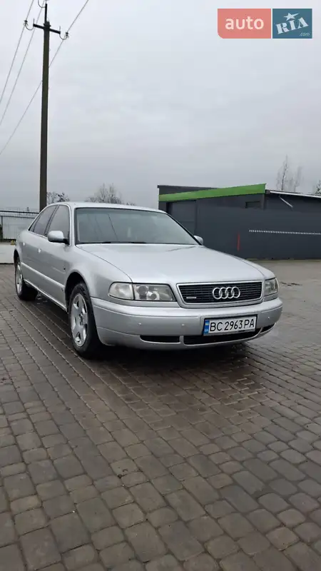 Audi A8 1995