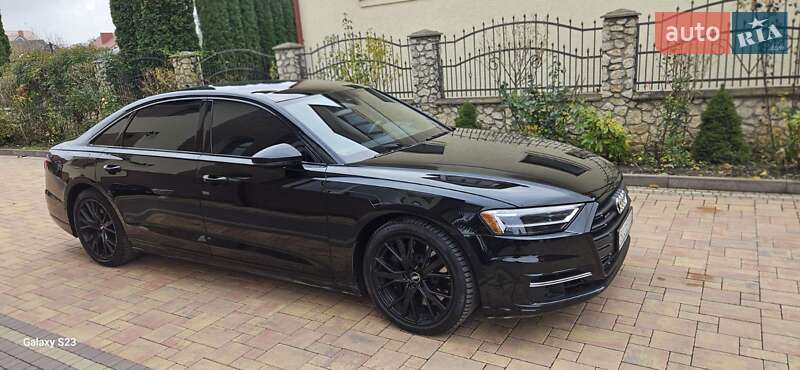 Седан Audi A8 2020 в Тернополе