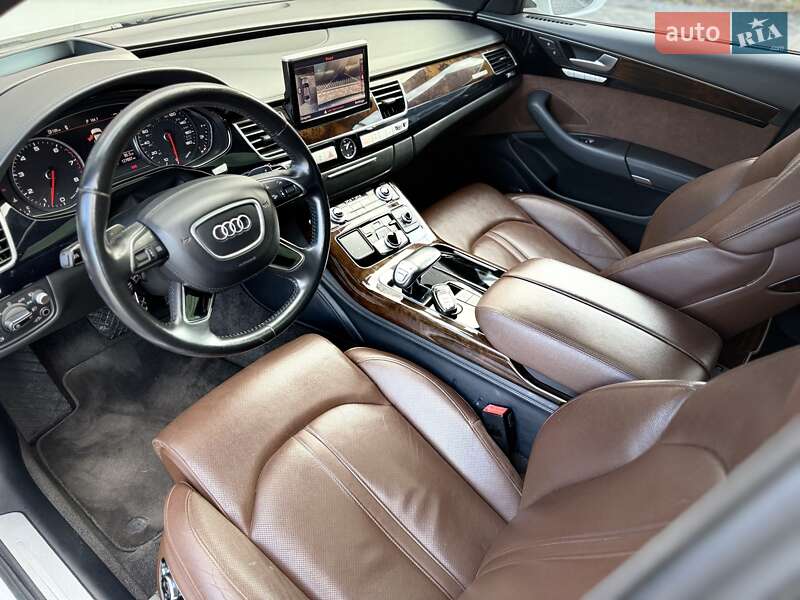 Седан Audi A8 2016 в Львове фото 39 Седан Audi A8 2016 в Львове