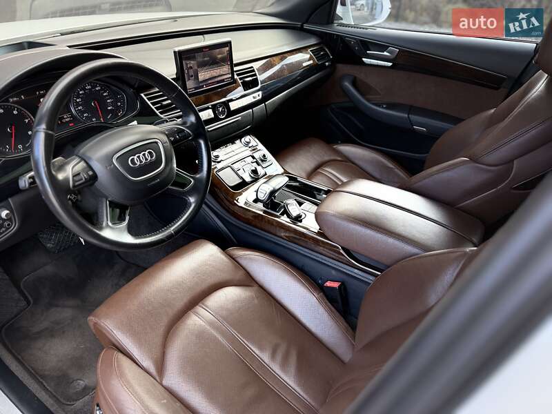 Седан Audi A8 2016 в Львове фото 45 Седан Audi A8 2016 в Львове