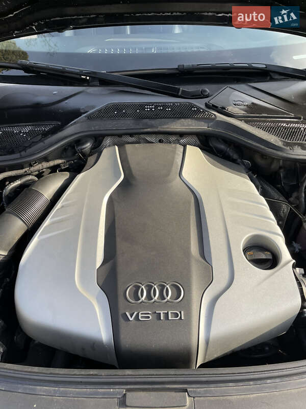Седан Audi A8 2013 в Кропивницком фото 50 Седан Audi A8 2013 в Кропивницком
