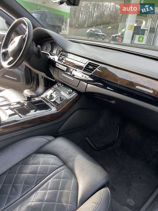 Седан Audi A8 2013 в Кропивницком фото 59 Седан Audi A8 2013 в Кропивницком