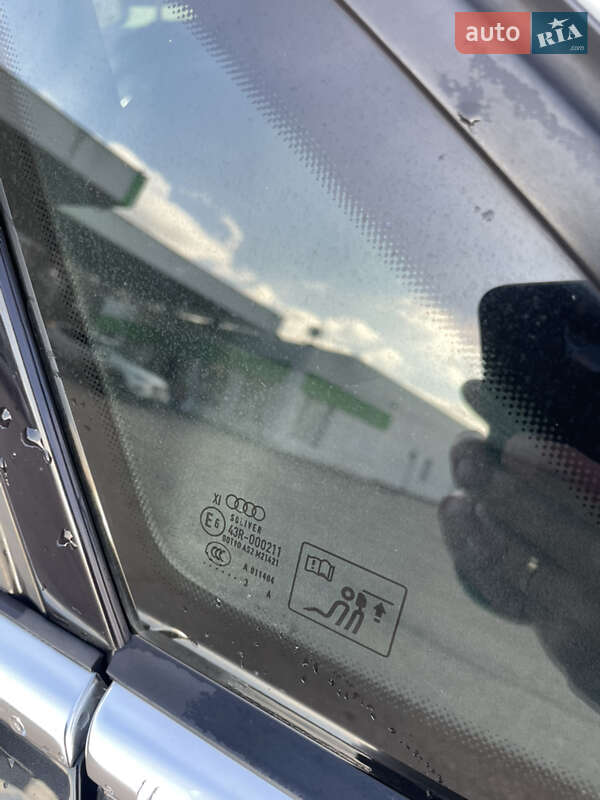 Седан Audi A8 2013 в Кропивницком фото 83 Седан Audi A8 2013 в Кропивницком