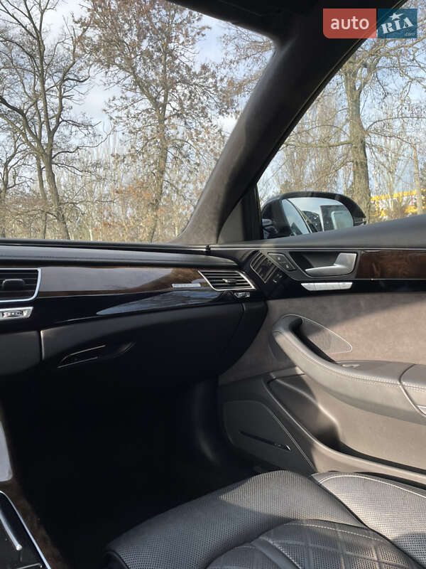 Седан Audi A8 2013 в Кропивницком фото 104 Седан Audi A8 2013 в Кропивницком