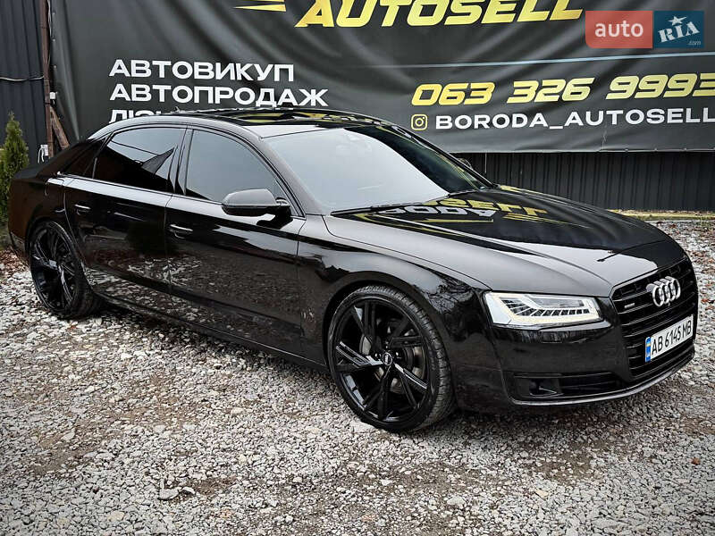 Седан Audi A8 2014 в Виннице