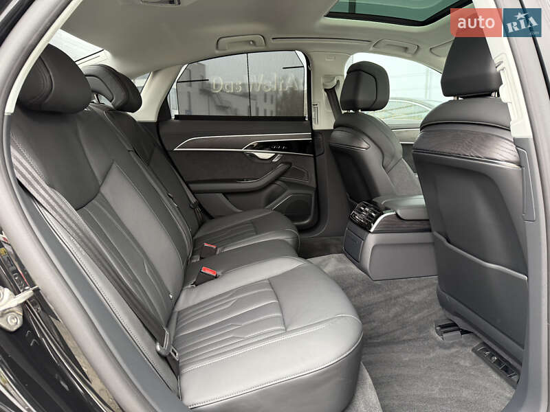 Седан Audi A8 2024 в Хмельницком