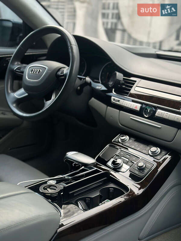 Седан Audi A8 2017 в Киеве фото 7 Седан Audi A8 2017 в Киеве