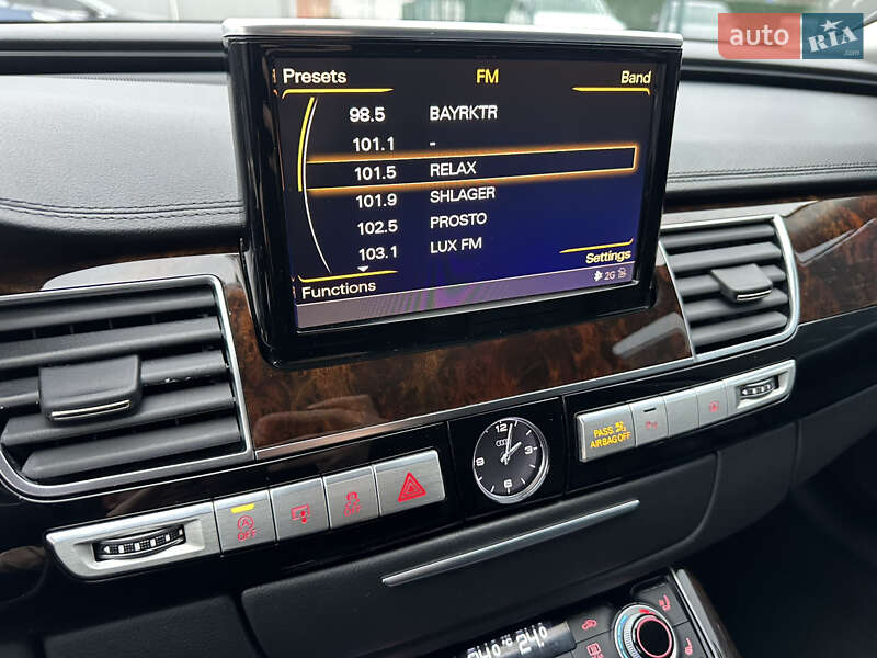 Седан Audi A8 2017 в Киеве фото 15 Седан Audi A8 2017 в Киеве