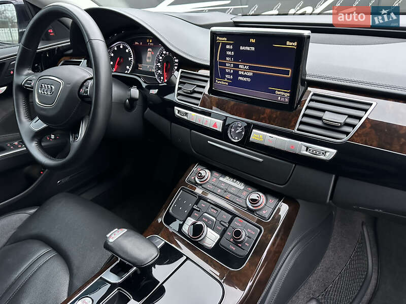 Седан Audi A8 2017 в Киеве фото 34 Седан Audi A8 2017 в Киеве