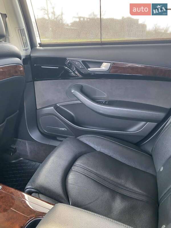 Седан Audi A8 2013 в Білгороді-Дністровському фото 21 Седан Audi A8 2013 в Білгороді-Дністровському