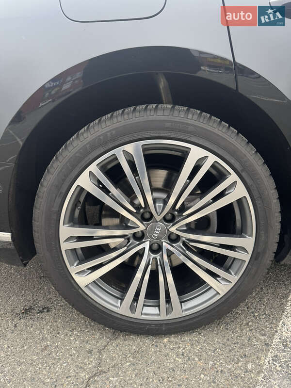 Седан Audi A8 2020 в Киеве фото 19 Седан Audi A8 2020 в Киеве
