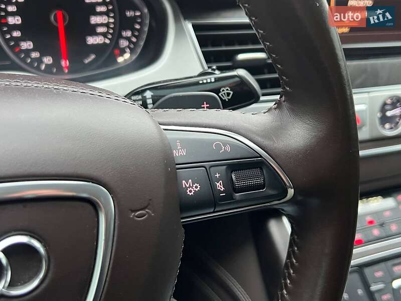 Седан Audi A8 2012 в Киеве фото 27 Седан Audi A8 2012 в Киеве