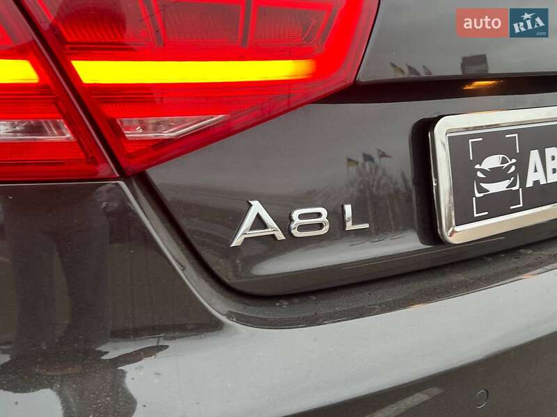 Седан Audi A8 2012 в Киеве фото 40 Седан Audi A8 2012 в Киеве