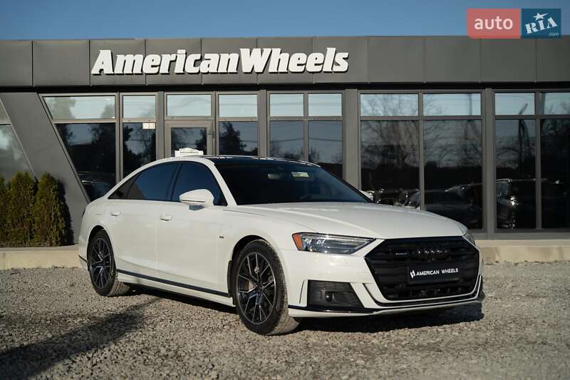 Седан Audi A8 2021 в Черновцах