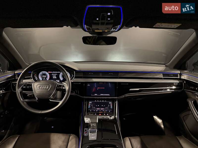 Седан Audi A8 2021 в Одессе