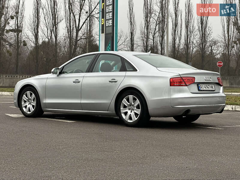 Седан Audi A8 2012 в Киеве