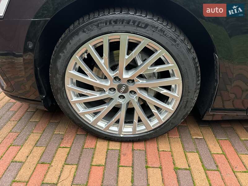 Седан Audi A8 2021 в Киеве фото 14 Седан Audi A8 2021 в Киеве