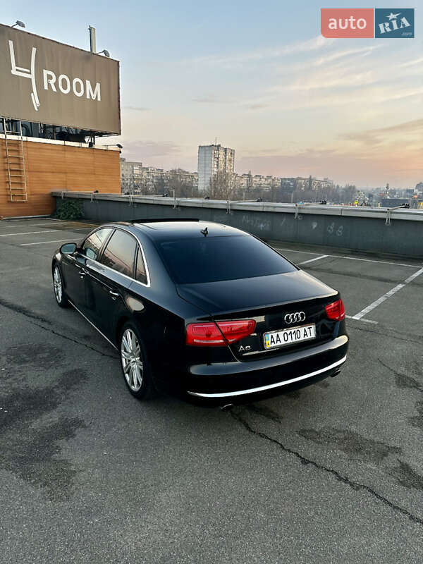 Седан Audi A8 2013 в Киеве