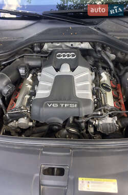 Седан Audi A8 2013 в Киеве